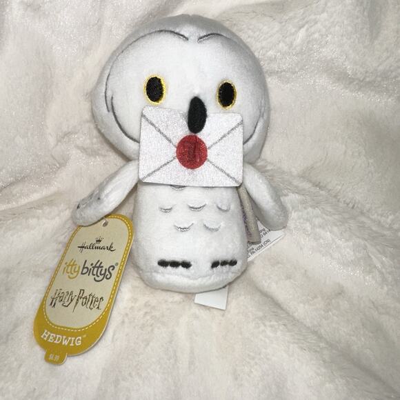Hedwig The Owl 2019 Hallmark Itty Bittys Harry Potter NWT - Picture 1 of 5